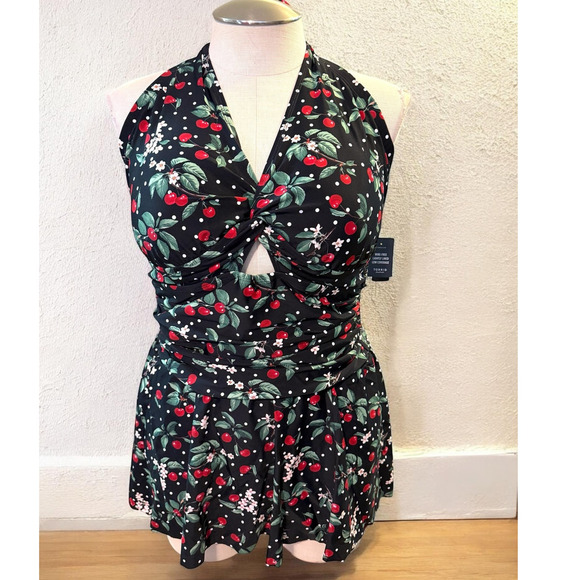 Torrid 2 (2X) Retro Chic Cherry Cherries Halter Swim Dress w/Briefs Swimsuit New - Picture 6 of 6